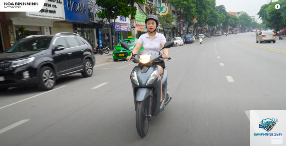 xe máy bị hao xăng khi đi phố - Hình 2