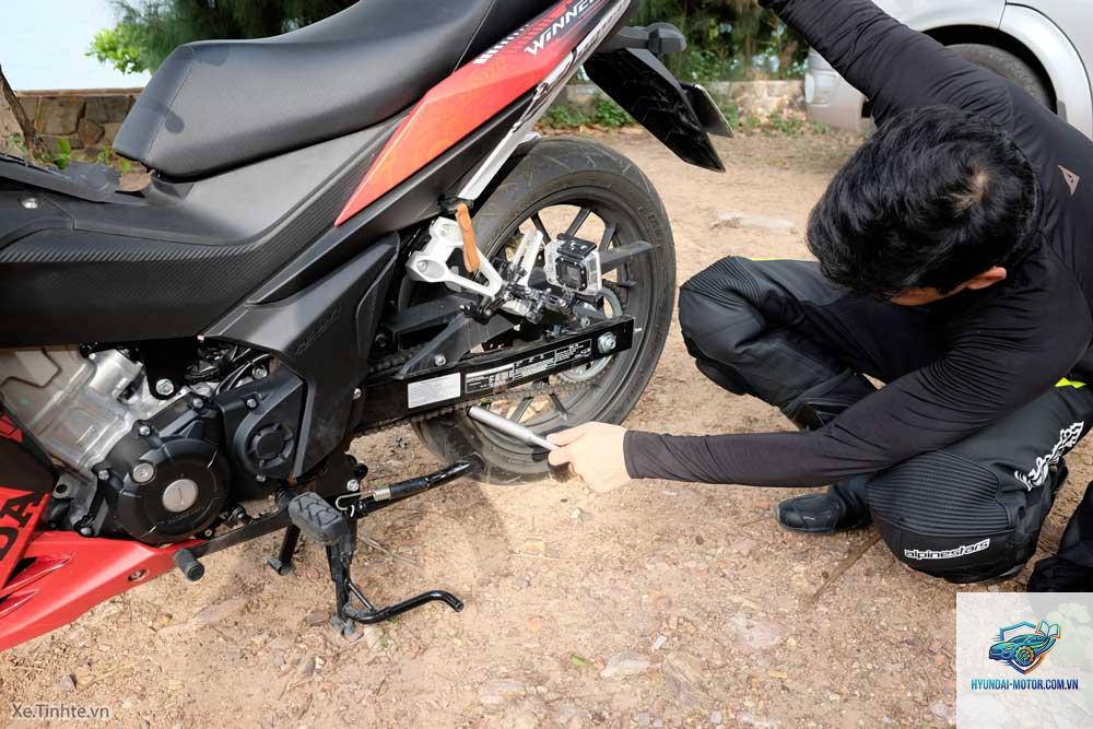 xe máy bị ì máy khi đi đường dài - Hình 3
