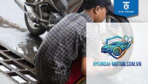 xe máy bị rung khi chở nặng