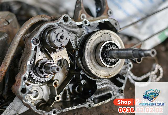 xe máy bị yếu máy khi chạy đường dài - Hình 4