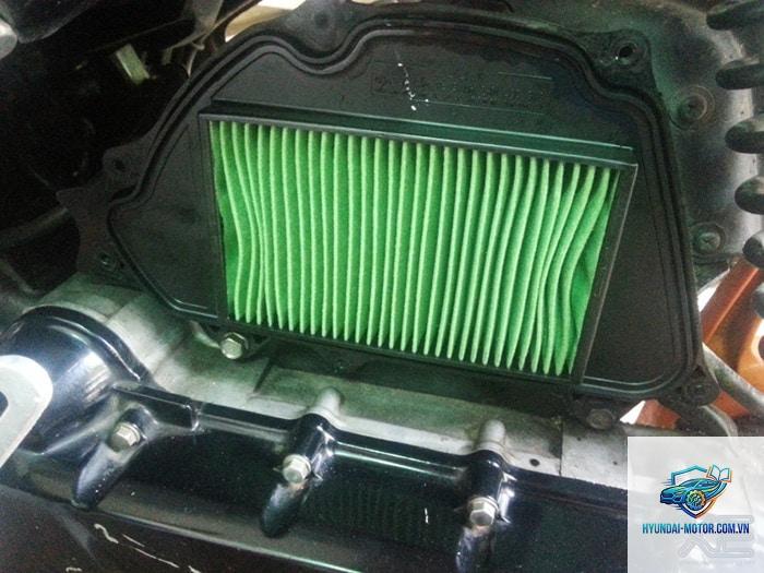 xe máy bị yếu máy sau khi thay lọc gió