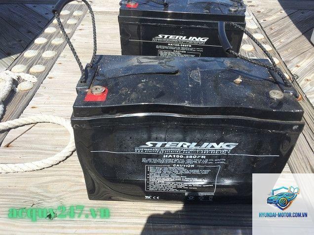 xe máy bình ắc quy bị phồng - Hình 3