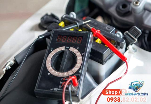xe máy bình nhanh hết điện - Hình 2