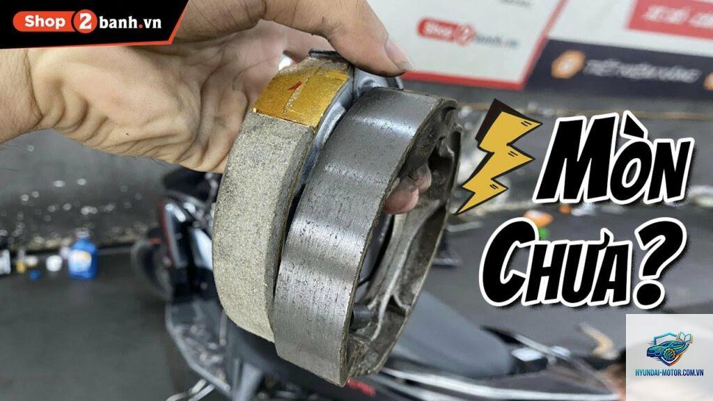 xe máy bố thắng bị mòn