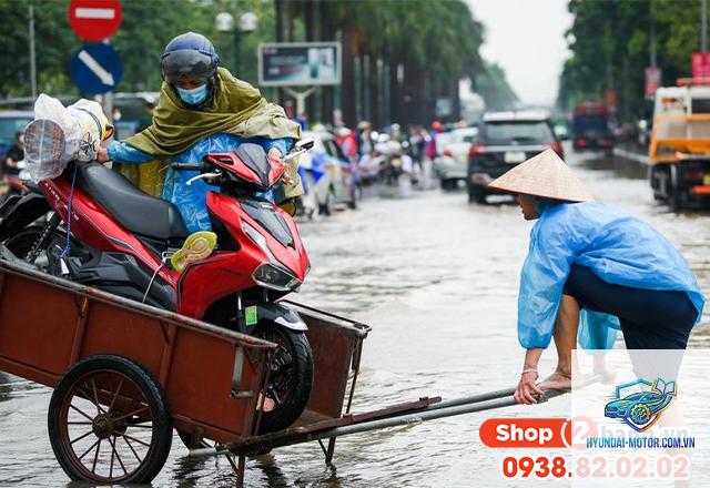 xe máy chết máy khi đi trời mưa - Hình 5