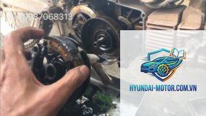xe máy chết máy khi vào số