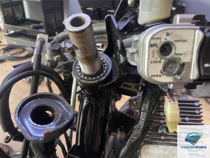 xe máy cổ phốt bị kêu - Hình 3