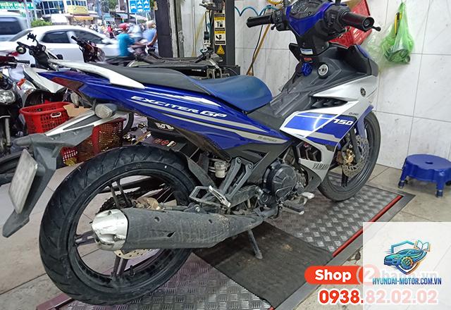 xe máy côn không ngắt