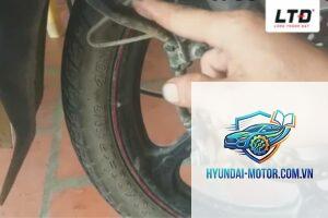 xe máy dầu thắng bị rò rỉ