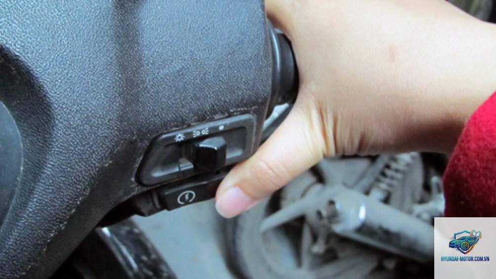 xe máy đề không nổ dù có điện - Hình 2