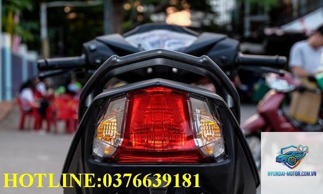 xe máy đèn hậu không sáng - Hình 3