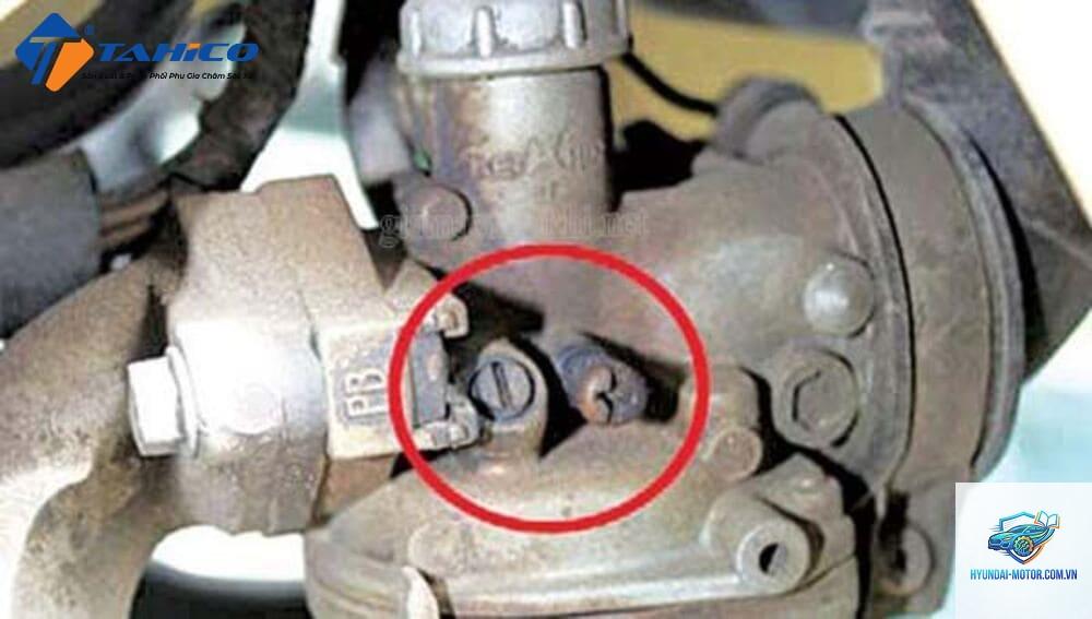 xe máy garanti yếu khi nóng