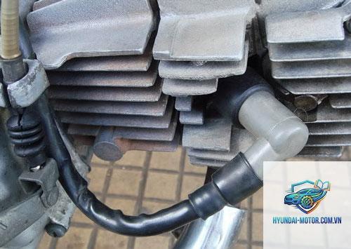 xe máy không có tia lửa điện - Hình 4