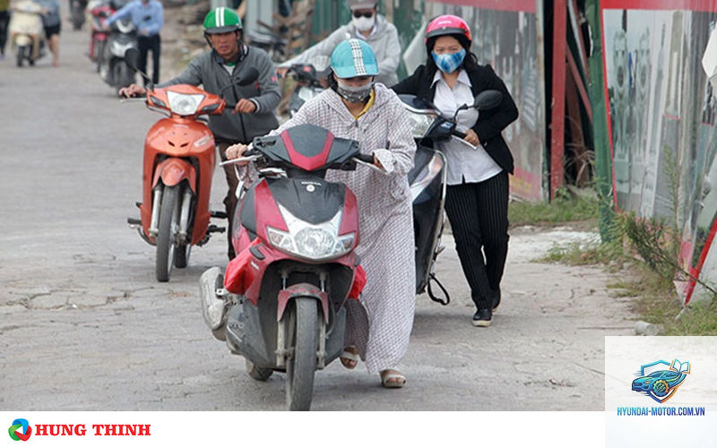 xe máy không đề được dù còn bình