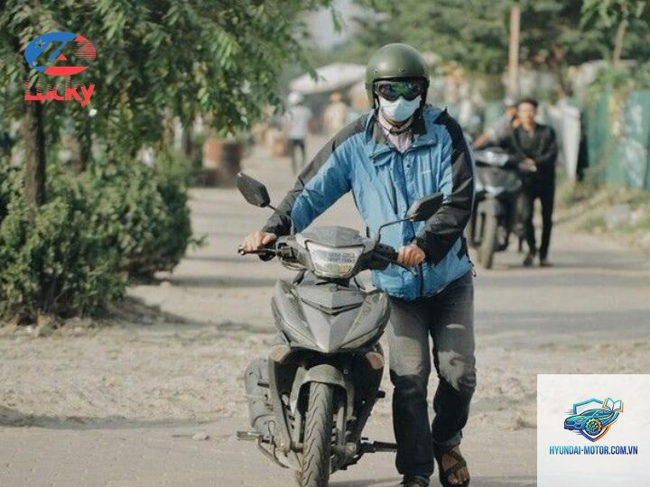 xe máy không nổ sau khi để lâu ngày - Hình 4
