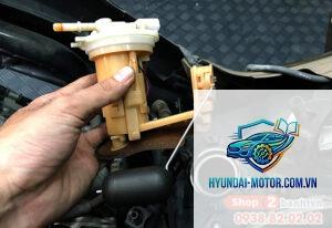 xe máy lọc xăng bị nghẹt