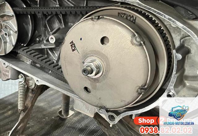 xe máy nồi sau bị mòn