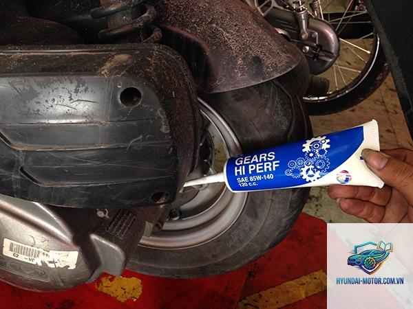xe máy phát ra tiếng hú khi tăng ga - Hình 4