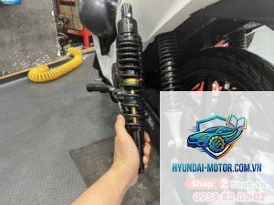 xe máy phuộc sau bị kêu