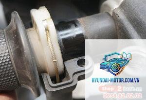 xe máy tay ga bị kẹt