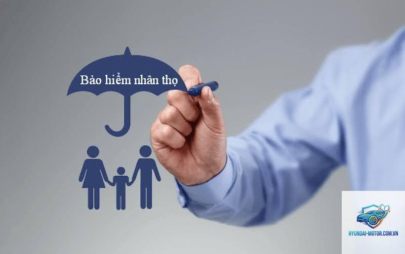 Có nên mua bảo hiểm tại đại lý