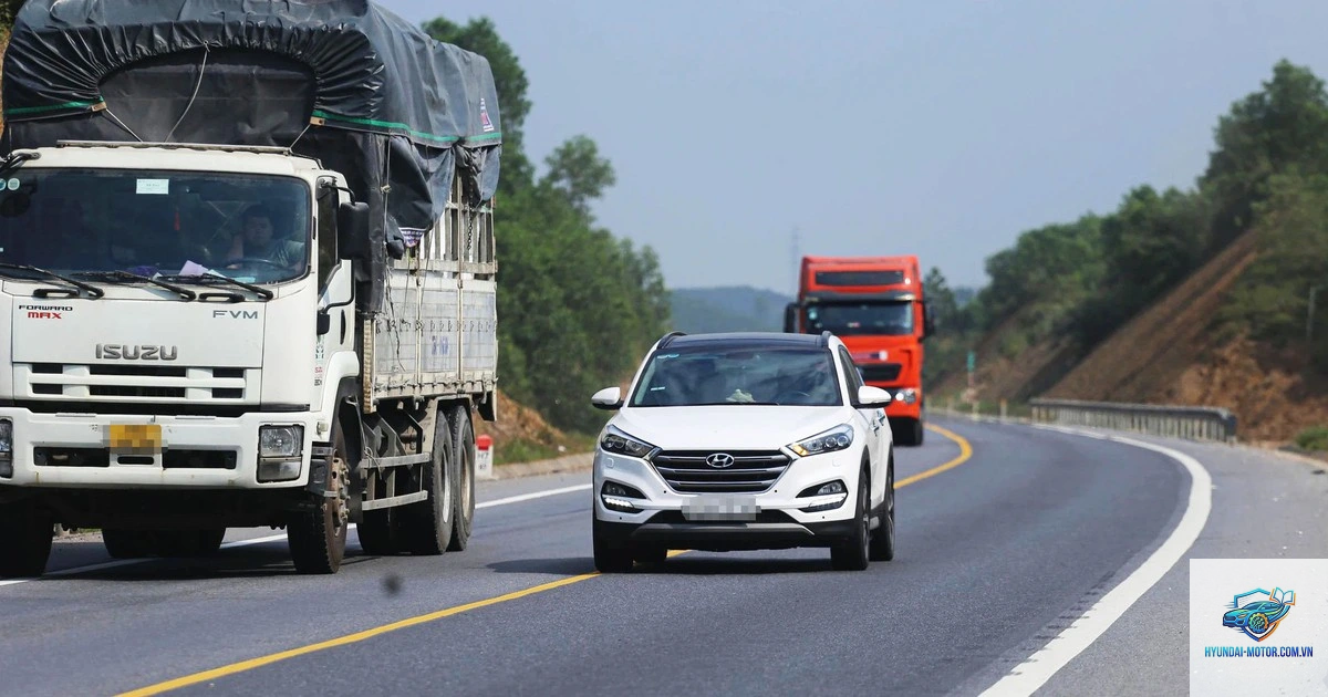 lỗi dắt xe trên cao tốc - Hình 1